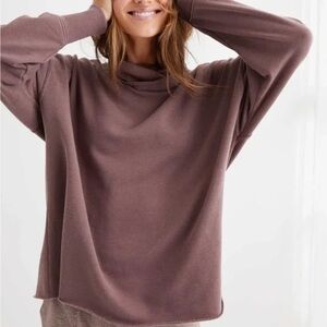Aerie - Oversized Baggy Long Sleeve Turtleneck Cozy Mauve Cowl Neck Sweater